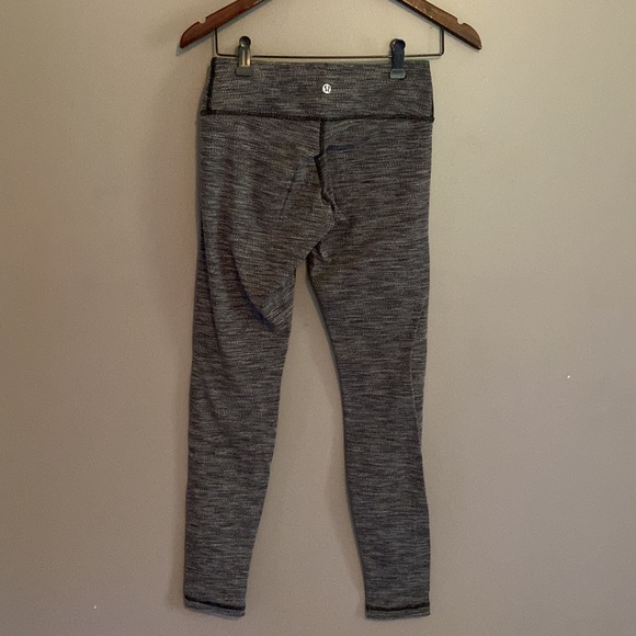 Lululemon Wunder Under leggings - Picture 2 of 5